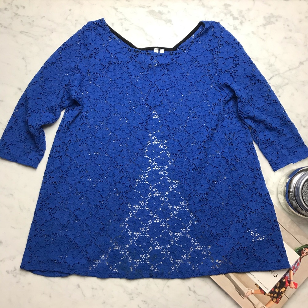 miami Blue Lace Sheer 3/4 Sleeve Open Back Top